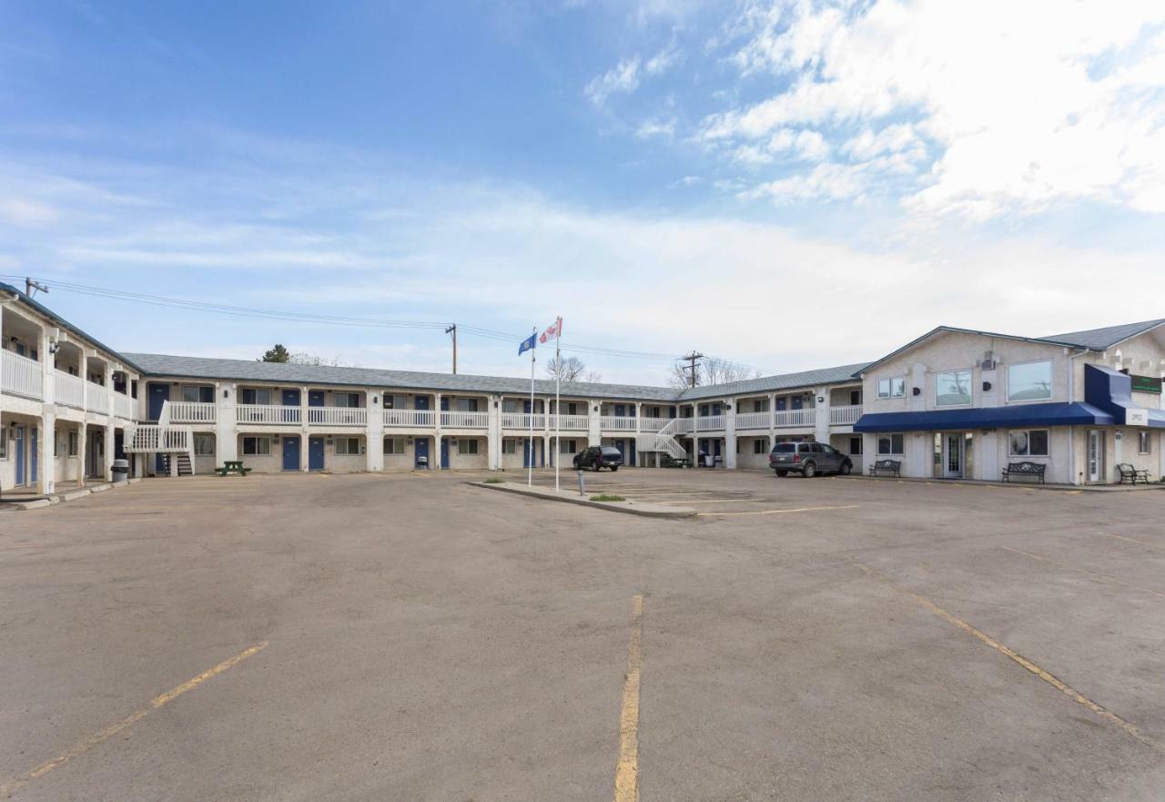 Motel Bo-Camrose, Ab 外观 照片
