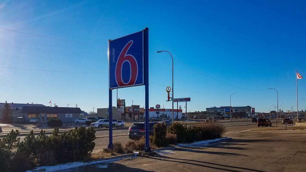 Motel Bo-Camrose, Ab 外观 照片