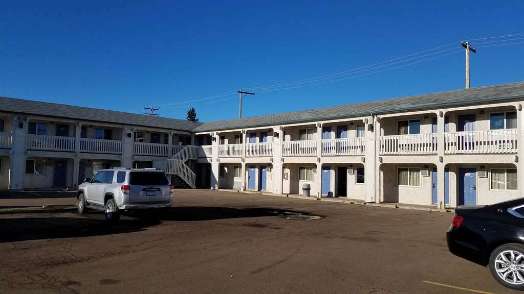 Motel Bo-Camrose, Ab 外观 照片
